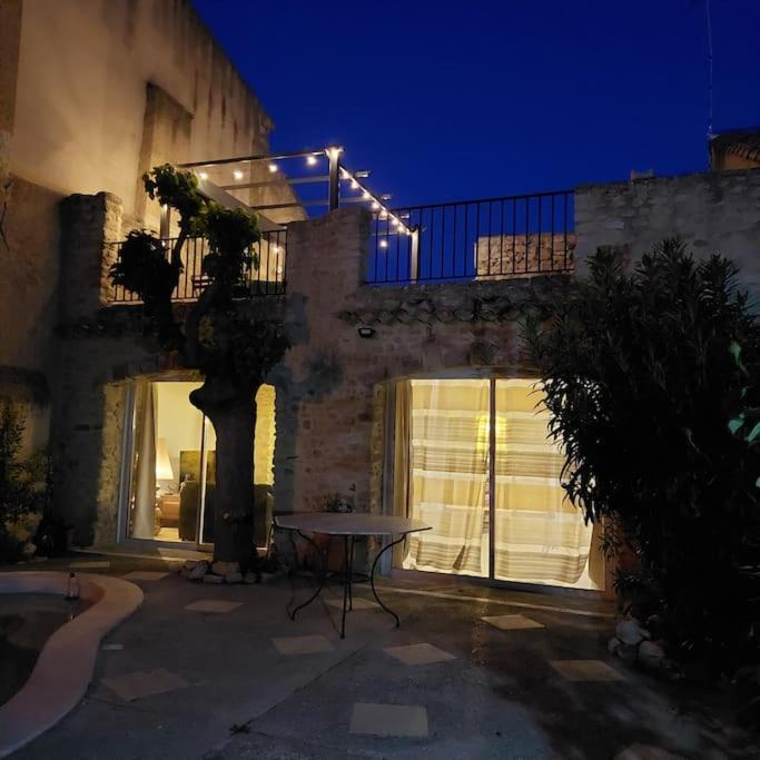 Vila Mon Ventoux Modene Exteriér fotografie
